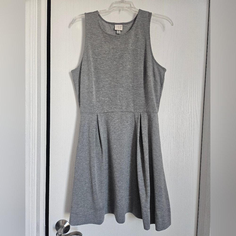 A New Day Gray Sleeveless Dress